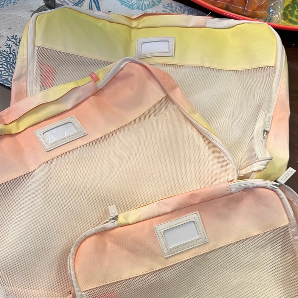 Colorful Mesh Travel Organizer Set